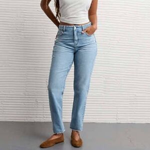 AMERICAN EAGLE MOM JEANS 90’s JEANS WITH STRETCH SIZE 10 SHORT HIGH RISE JEANS